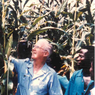 Norman Borlaug reviews the corn crop Norman Borlaug reviews the corn crop